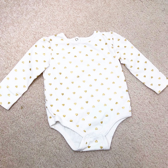 Joe Fresh Baby 12-18 months onesie w gold hearts - Picture 1 of 4
